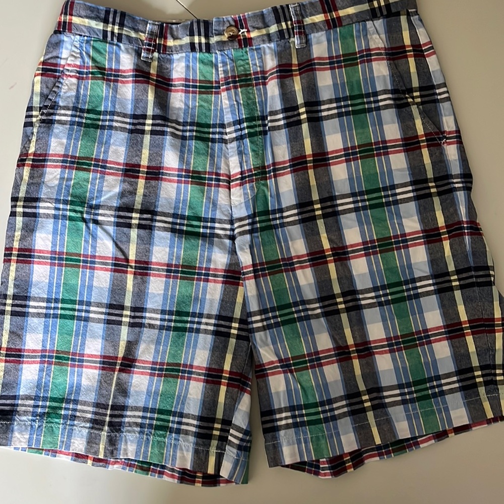 Tommy Hilfiger size 34 Plaid shorts blue red yellow green flat front